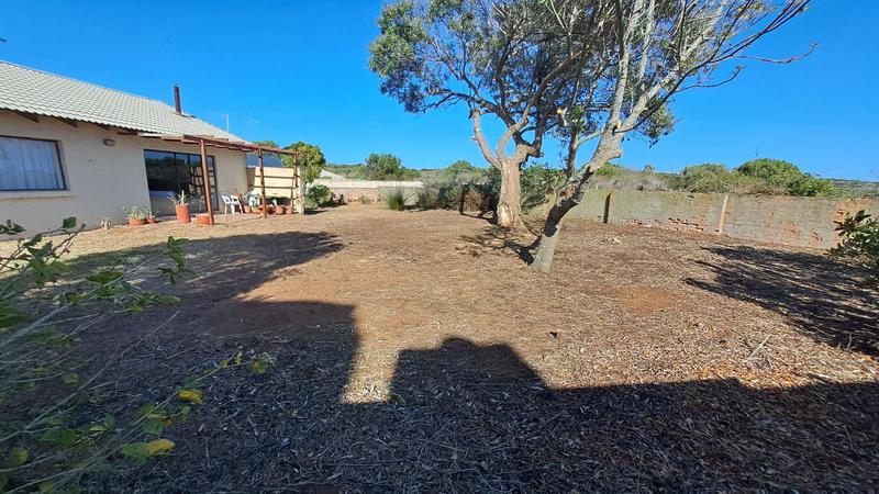 2 Bedroom Property for Sale in Stilbaai Wes Western Cape